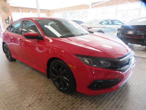 Used 2020 Honda Civic Sport image 3
