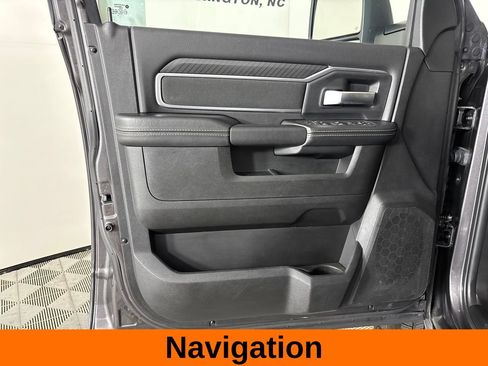Used 2025 RAM 2500 Big Horn AWD/4WD image 10