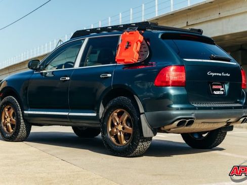 Used 2004 Porsche Cayenne Turbo AWD/4WD image 7