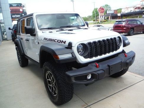 Certified 2026 Jeep Wrangler Unlimited Rubicon AWD/4WD image 9