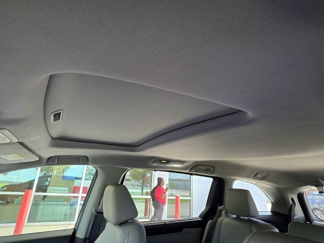 Used 2021 Honda Odyssey EX-L image 8