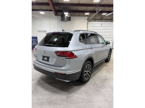 Used 2021 Volkswagen Tiguan SE AWD/4WD image 7