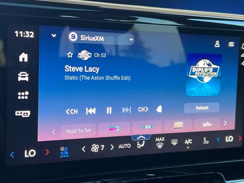 New 2026 Lincoln Nautilus Reserve w/ Jet Appearance Package AWD/4WD image 15
