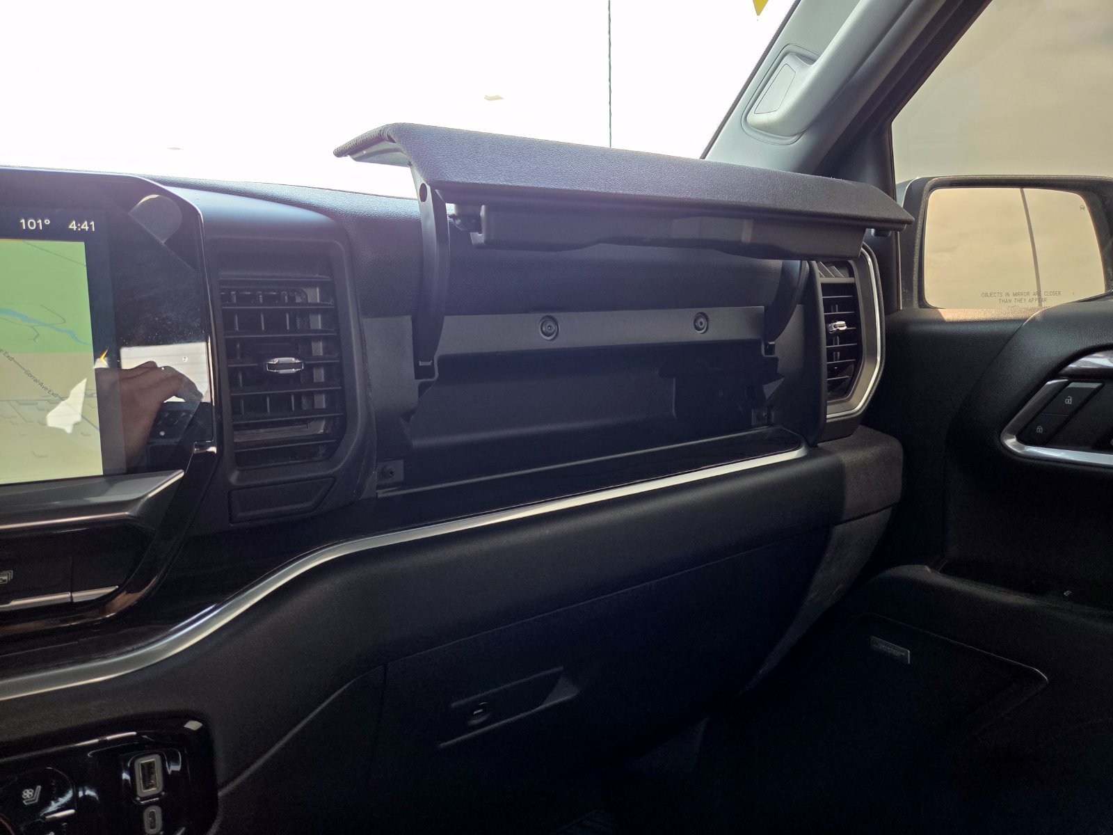 Used 2025 Chevrolet Silverado 1500 LTZ w/ Z71 Off-Road Package AWD/4WD image 35