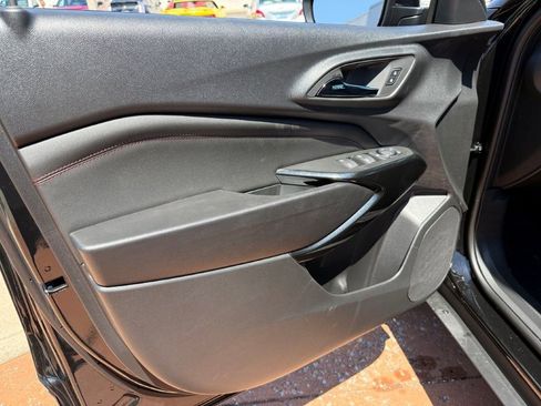 New 2026 Chevrolet Trax RS FWD image 8
