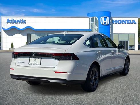 Used 2023 Honda Accord EX image 5