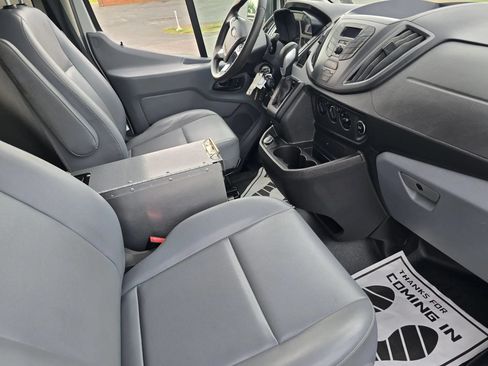 Used 2018 Ford Transit 250 148 High Roof RWD image 17