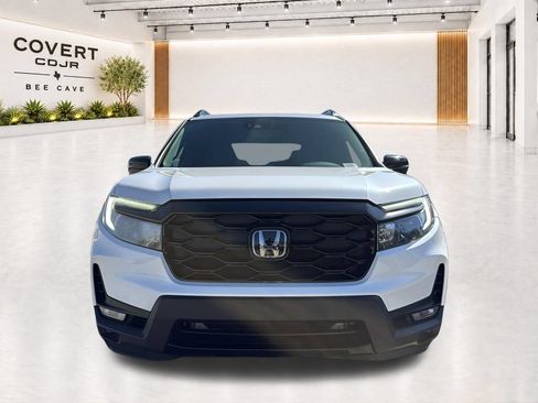 Used 2023 Honda Passport Elite image 11