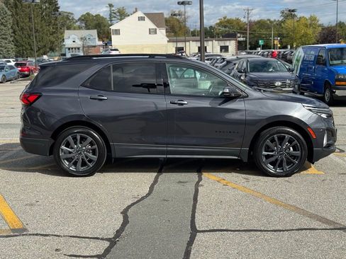 Used 2022 Chevrolet Equinox RS w/ RS Leather Package image 7