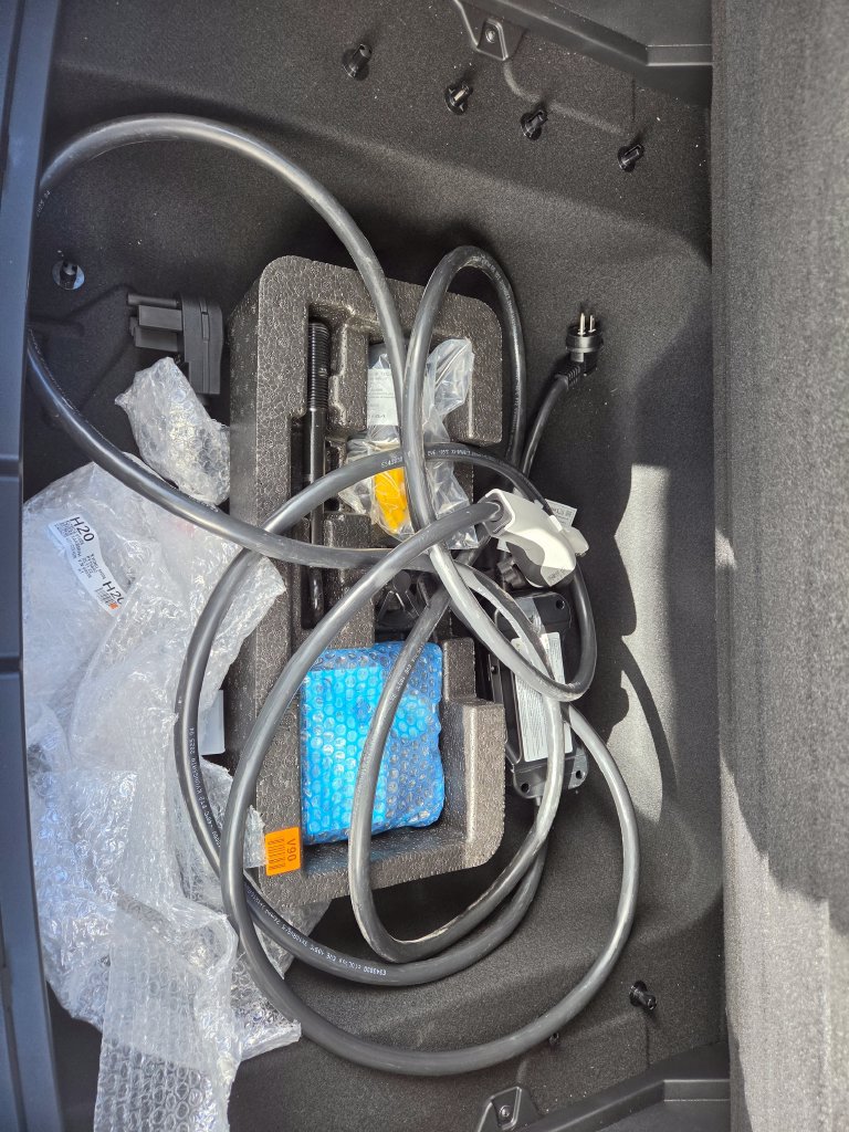Certified 2026 Kia Niro Wind w/ Wind Preserve Package FWD image 34