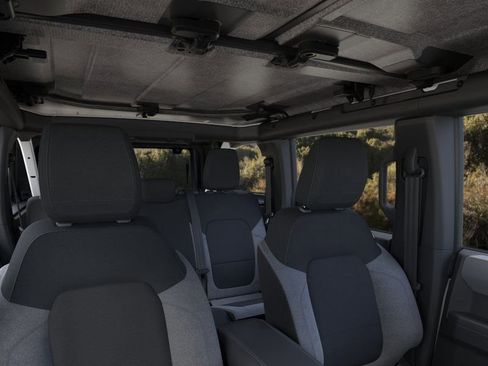 New 2025 Ford Bronco 4-Door image 12