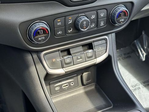 Used 2023 GMC Terrain AT4 w/ Infotainment Package II AWD/4WD image 29