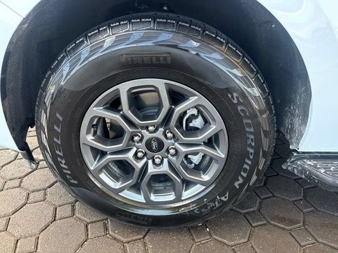 Used 2025 Ford Expedition Max Active AWD/4WD image 12