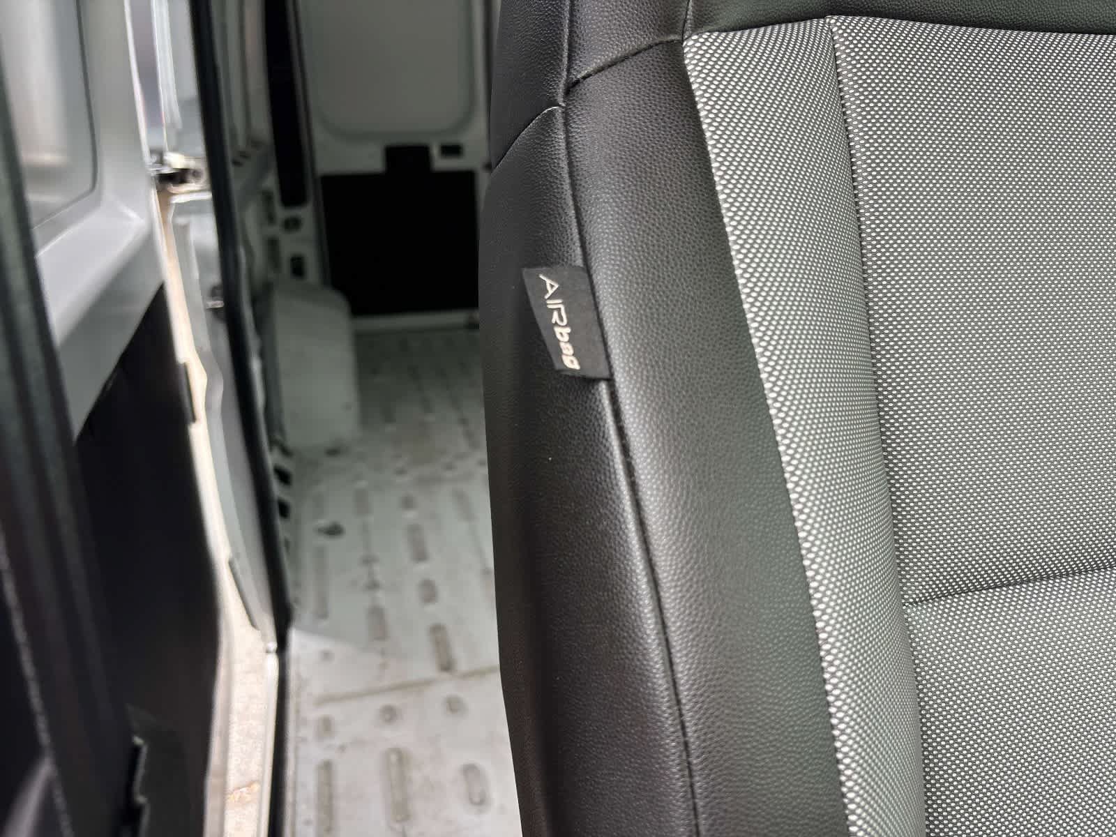 Used 2026 RAM ProMaster 2500 w/ Convenience Group FWD image 19