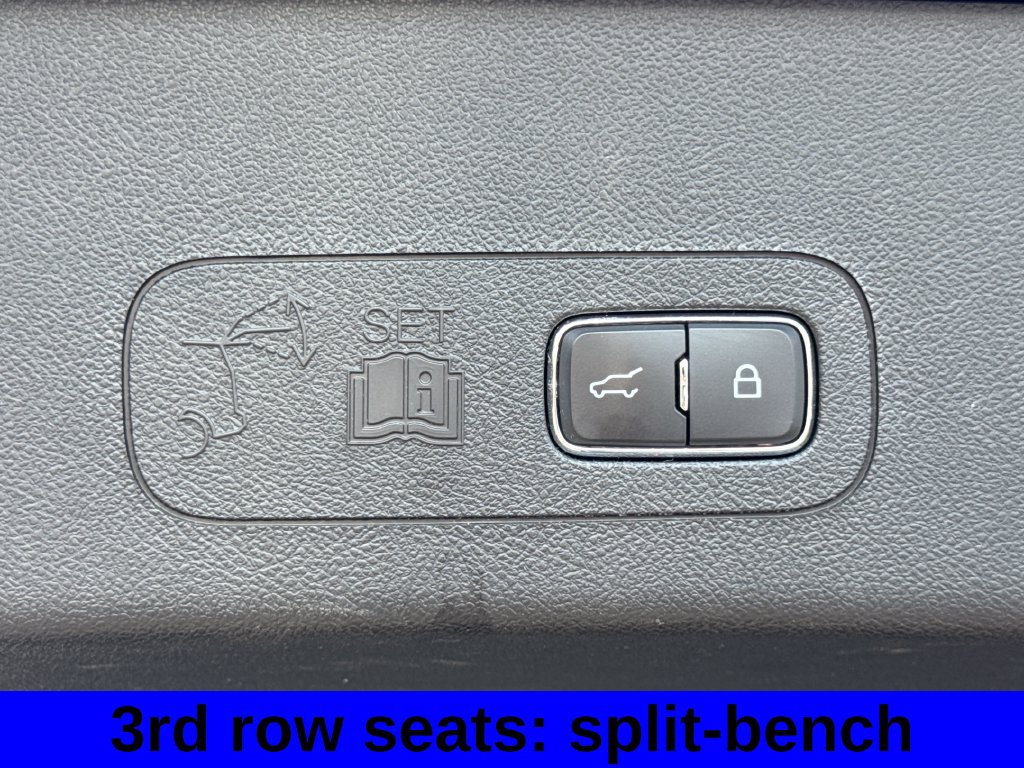 Used 2023 Lincoln Aviator AWD w/ Premium Package image 26