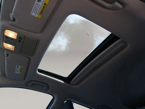 Used 2017 Honda Accord EX image 28