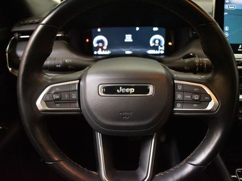 Used 2022 Jeep Compass Limited w/ (RED) Package AWD/4WD image 12
