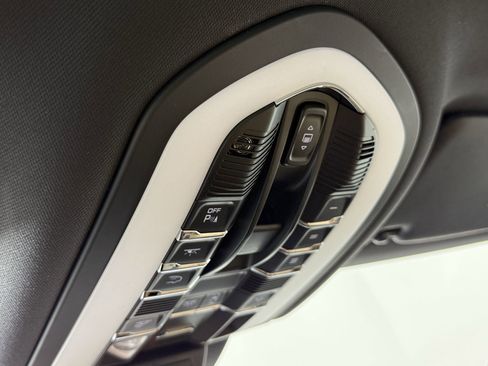 New 2025 Porsche Macan S image 23