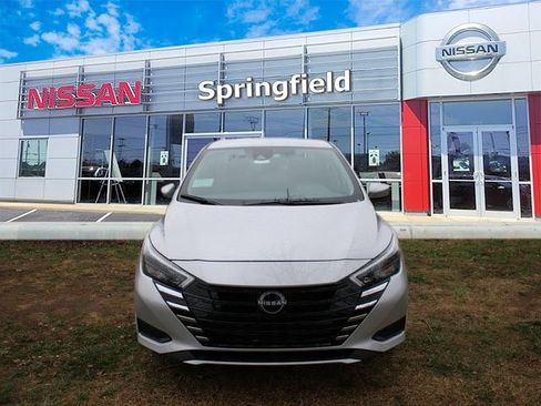 New 2025 Nissan Versa SV w/ Trunk Package image 2