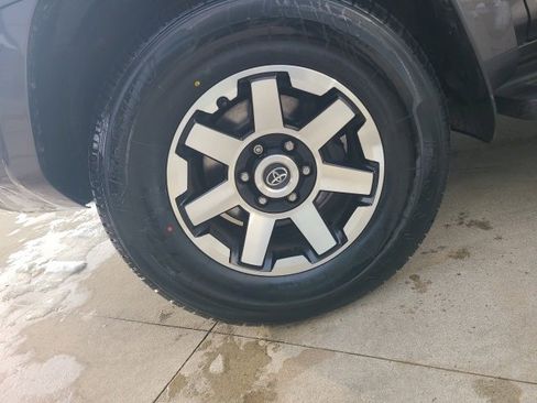 Used 2021 Toyota 4Runner TRD Off-Road Premium w/ Moonroof Package image 12