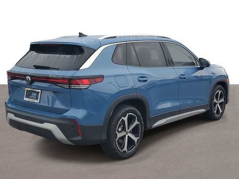 New 2026 Volkswagen Tiguan SE image 4