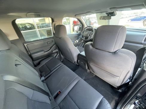 Used 2022 Nissan Frontier S w/ Technology Package image 21