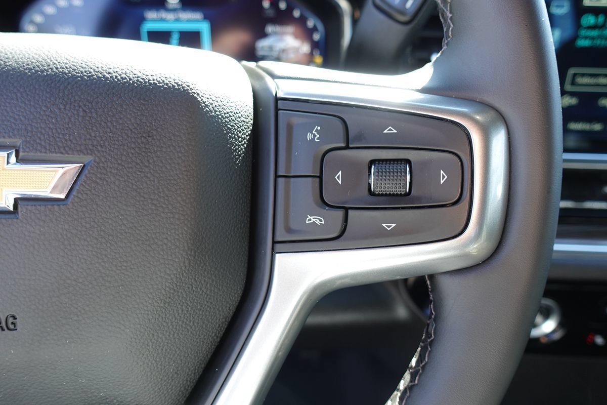 Used 2024 Chevrolet Silverado 1500 LT AWD/4WD image 51