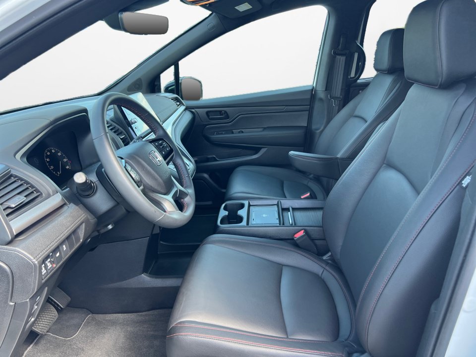 Used 2026 Honda Odyssey Sport-L image 9