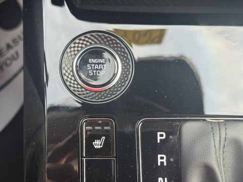 Used 2025 Kia Niro EX image 23