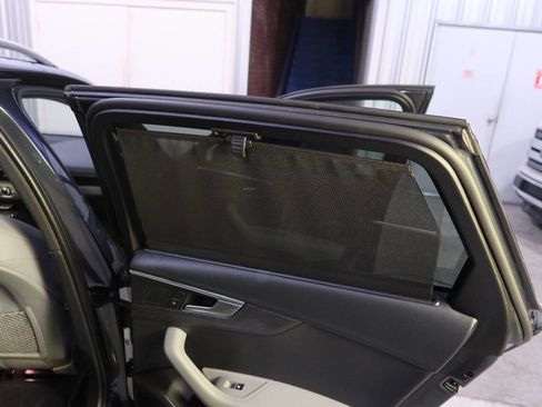 Used 2017 Audi A4 2.0T allroad Prestige w/ Prestige Package image 34