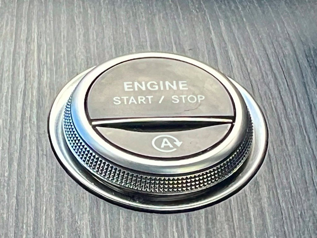 Certified 2022 Mercedes-Benz C 300 4MATIC Sedan image 31
