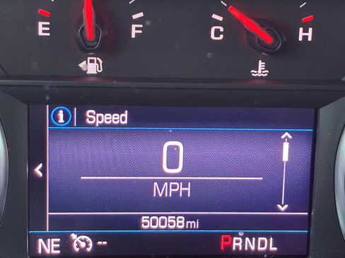 Used 2022 Chevrolet Equinox LT FWD image 35
