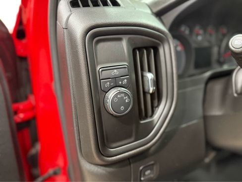 Used 2022 Chevrolet Silverado 1500 Custom image 22