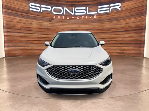 Certified 2023 Ford Edge SEL w/ Convenience Package AWD/4WD image 10