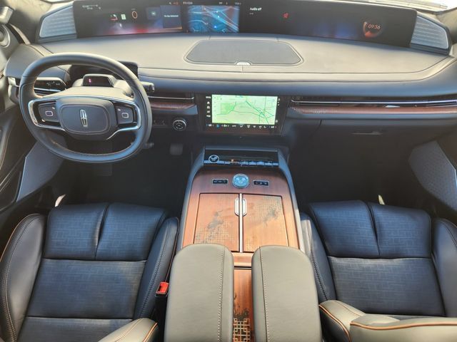 New 2027 Lincoln Navigator L Black Label AWD/4WD image 11
