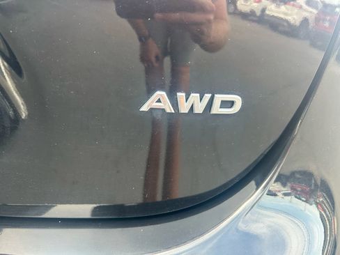 Used 2020 Nissan Rogue Sport S image 16