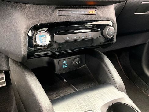 Certified 2023 Ford Escape ST-Line Select w/ Tech Pack #2 AWD/4WD image 32
