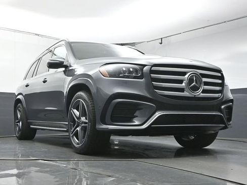 Used 2026 Mercedes-Benz GLS 450 4MATIC image 39