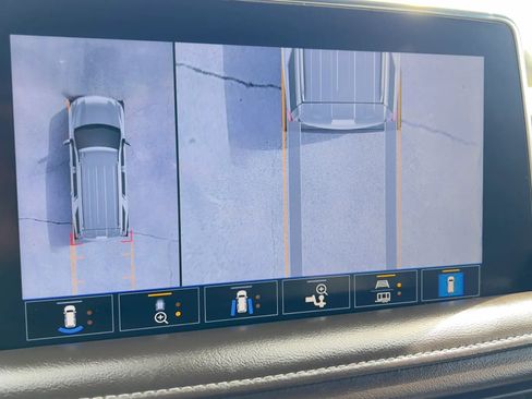 Used 2021 Chevrolet Tahoe LT w/ LT Signature Package image 53