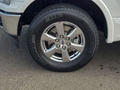 Used 2018 Ford F150 Lariat w/ Equipment Group 502A Luxury image 16