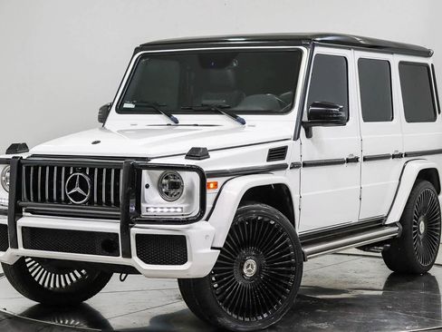 Used 2017 Mercedes-Benz G 63 AMG 4MATIC image 1