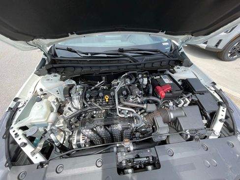 Used 2023 Nissan Altima 2.5 SR FWD image 32