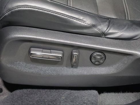 Used 2022 Honda CR-V EX-L image 10