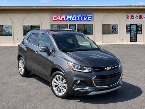 Used 2020 Chevrolet Trax Premier AWD/4WD image 8