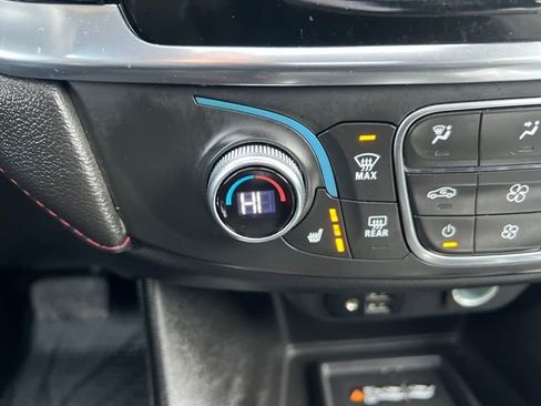 Used 2023 Chevrolet Traverse RS w/ LPO, Floor Liner Package image 32