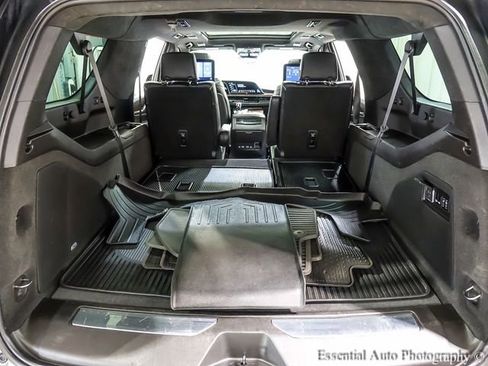 Used 2021 Cadillac Escalade ESV Premium Luxury Platinum w/ Heavy-Duty Trailer Package AWD/4WD image 26