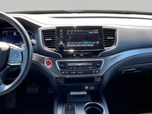 Used 2023 Honda Passport EX-L image 10
