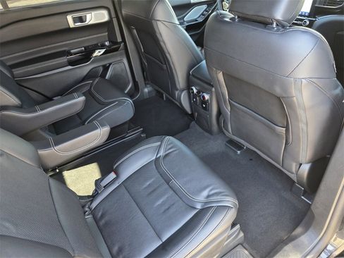 Used 2024 Ford Explorer ST w/ Equipment Group 401A image 33