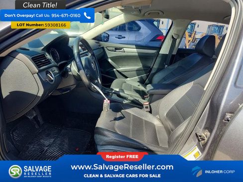 Used 2014 Volkswagen Passat 1.8T SE FWD image 9