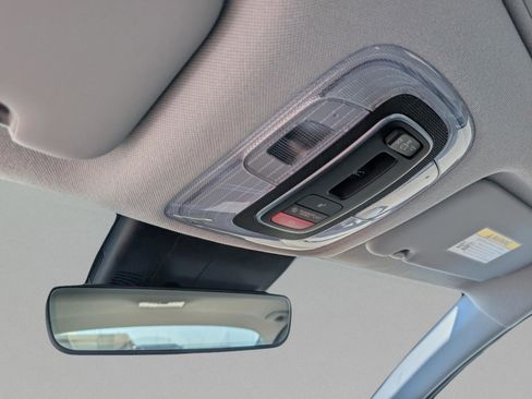 New 2025 Hyundai Elantra Limited image 54